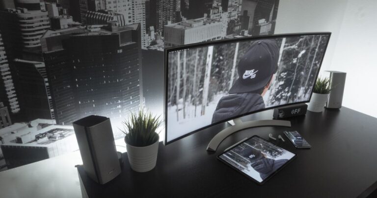 Will Curved Tv Be The Future Of Tv?