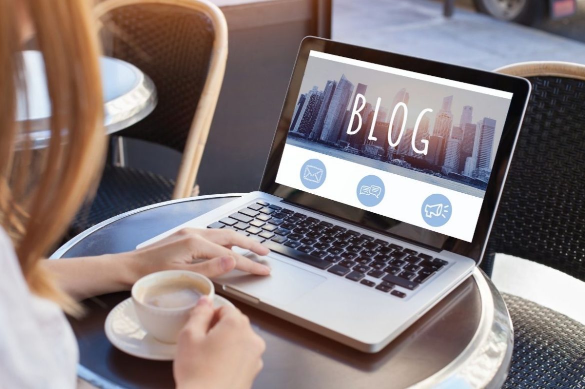 How To Write And Run a Company Blog? How To Create Content To Interest Customers?