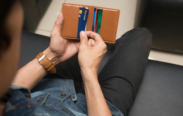 Managing Winnings: Deposit and Withdrawal Methods for Poker Sites